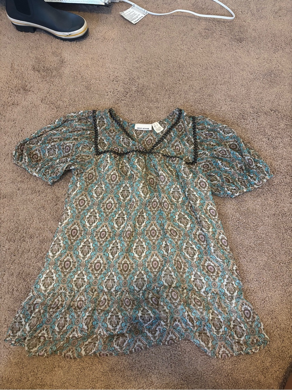 DKNY top
